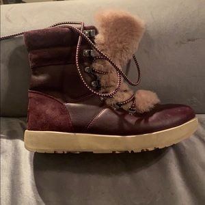 Ugg viki waterproof boot